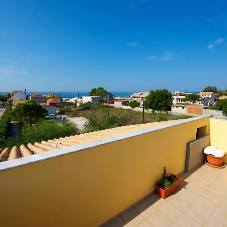 Hector's Apartamento Agios Georgios (Corfu)